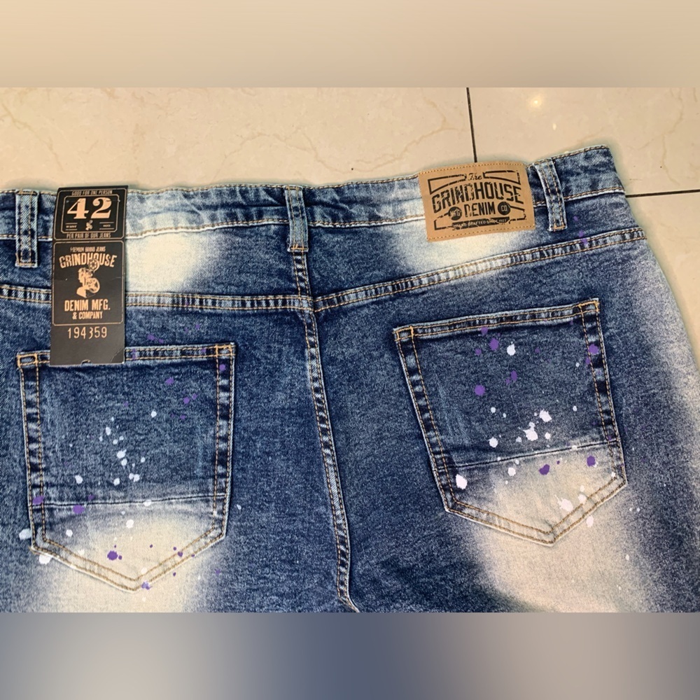 Sz 42 grind house Men's Distressed Blue Jeans - Picture 6 of 6